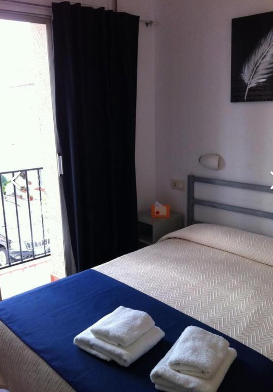 CdR Pension Sant Jordi Tossa de Mar Bagian luar foto